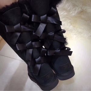 Black bow tie ugg boots